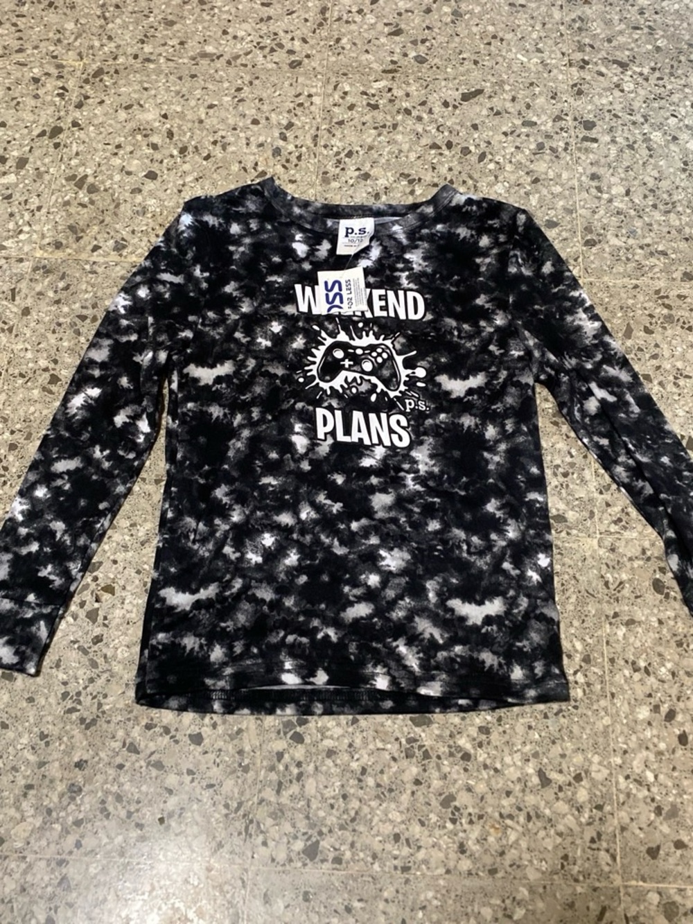 Aeropostale Black & White Tie-Dye 'Weekend Plans' Long Sleeve Tee